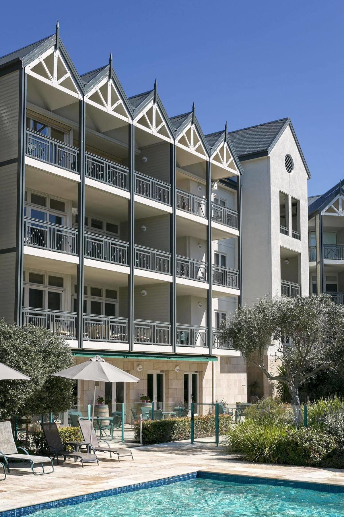 Portsea Village Resort Экстерьер фото